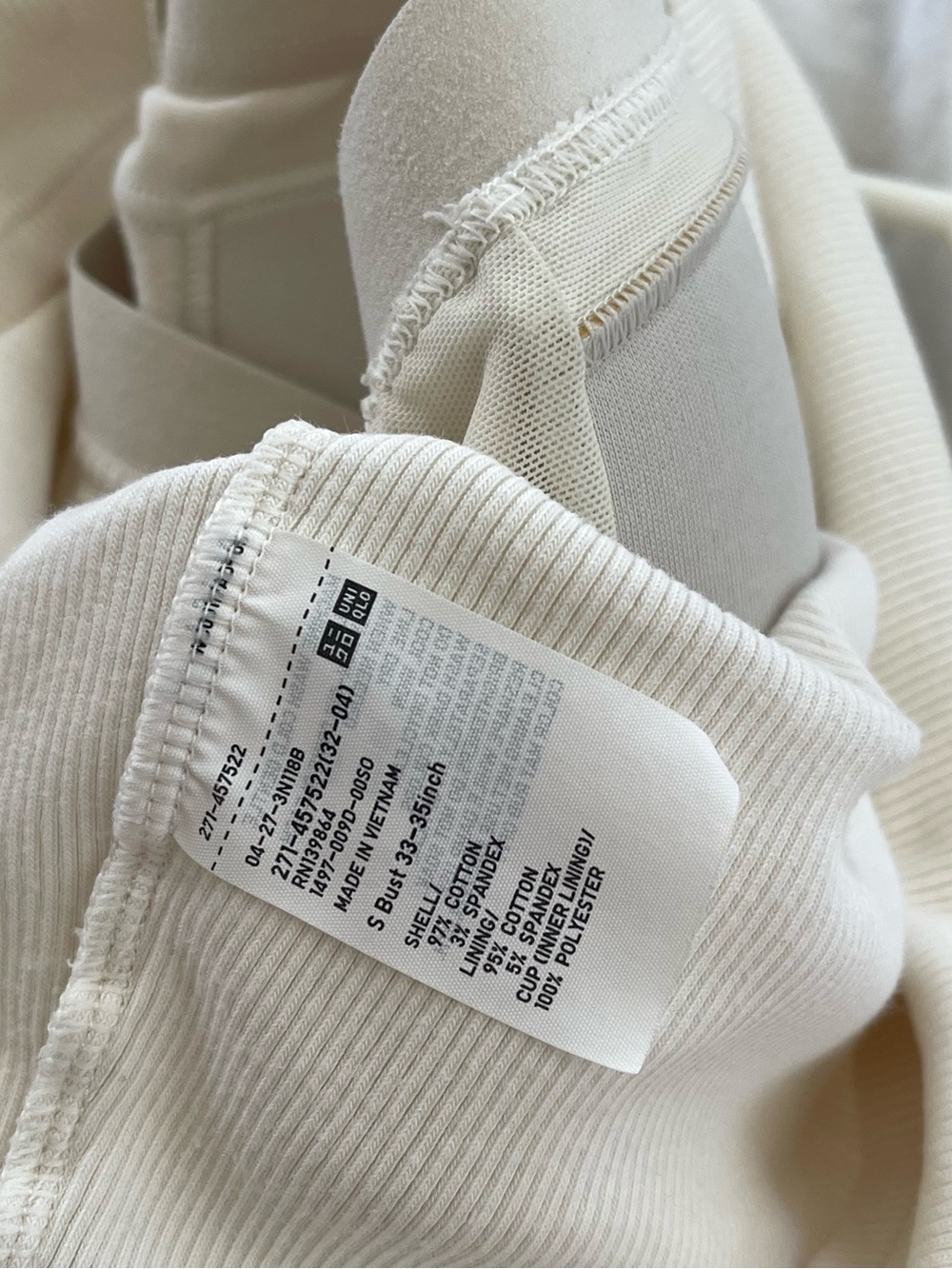 UNIQLO White Ribbed Tank Top - Picture 6 of 6